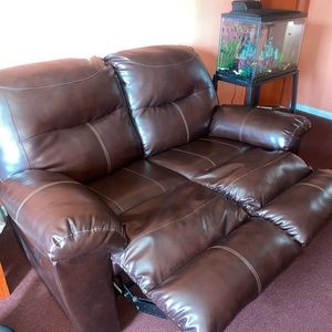 Recliner Loveseat Sofa leather - queens Ozone park
